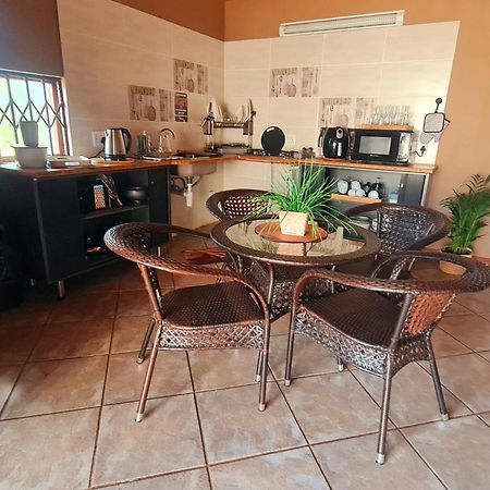 Rocky Aloe Escape Villa Krugersdorp Exterior photo